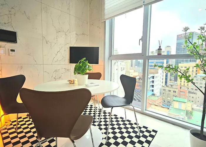 Maison M Apartment