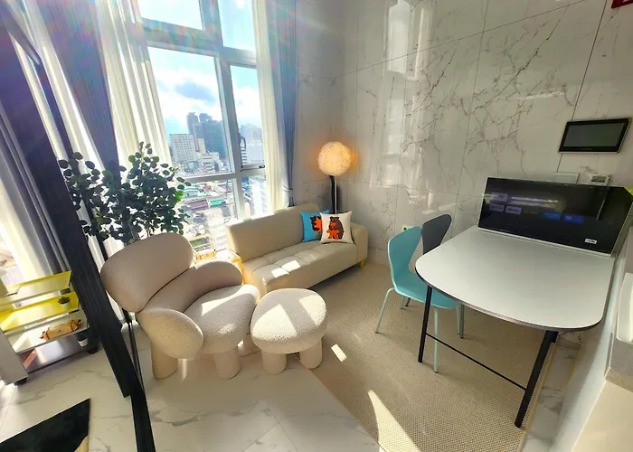 Maison M