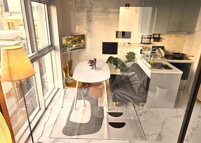 Maison M *